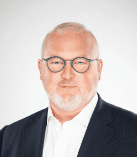 Headshot of Timothy Caulkins